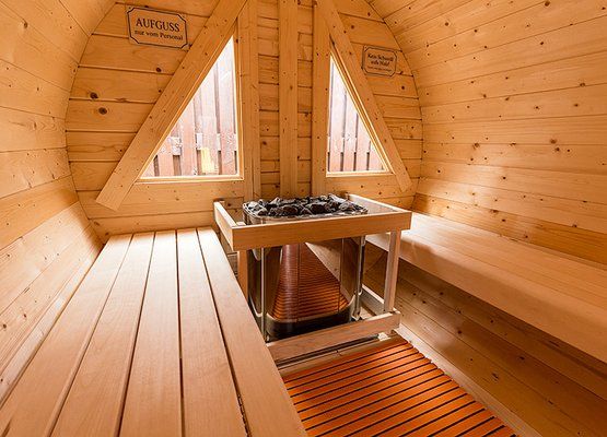 Barrel sauna